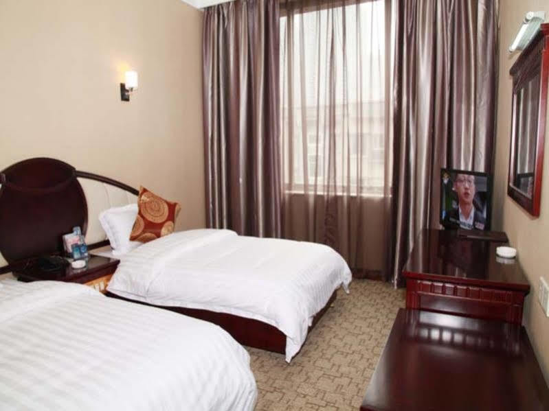 Rongfu Hotel Чанша Экстерьер фото